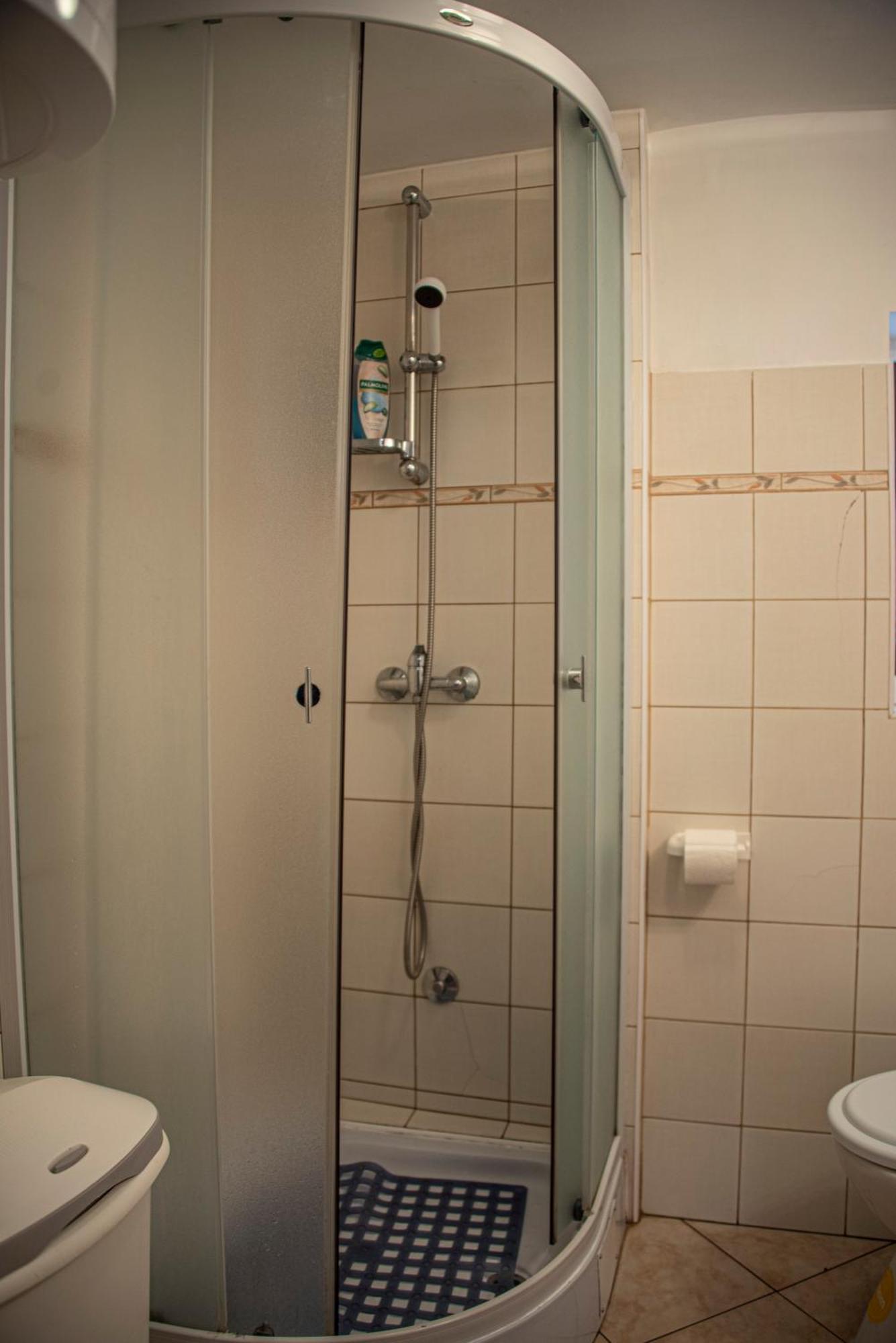 Apartman Nives Lubenice Kültér fotó